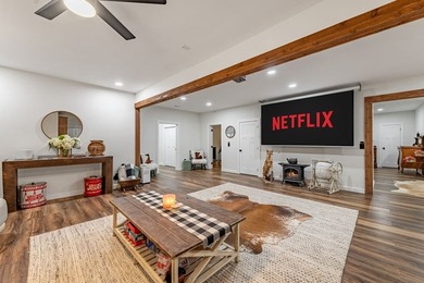 Modern Mountain Sanctuary: The Best of Both Worlds Welcome to - photo 46