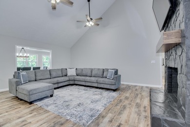 Located just 20 minutes from Evans, this updated Modoc lakehouse - photo 12