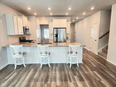 Price Improvement! Welcome to your dream home, this is the ONE - photo 27