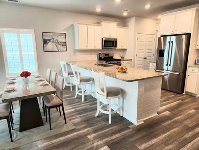 Price Improvement! Welcome to your dream home, this is the ONE - photo 28