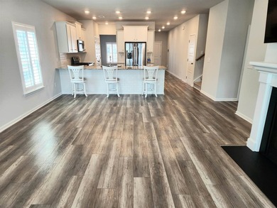 Price Improvement! Welcome to your dream home, this is the ONE - photo 29