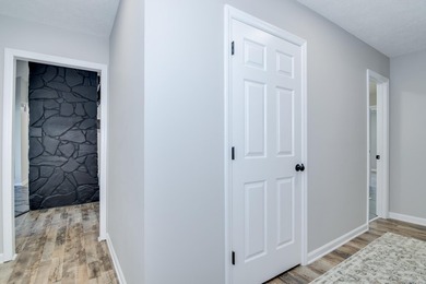 Located just 20 minutes from Evans, this updated Modoc lakehouse - photo 41