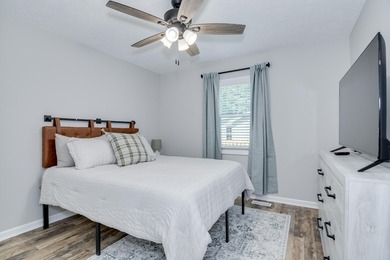 Located just 20 minutes from Evans, this updated Modoc lakehouse - photo 42