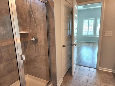 Price Improvement! Welcome to your dream home, this is the ONE - photo 47