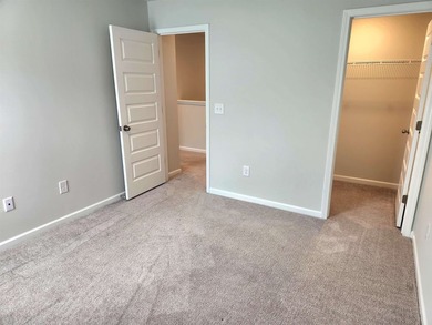 Price Improvement! Welcome to your dream home, this is the ONE - photo 52