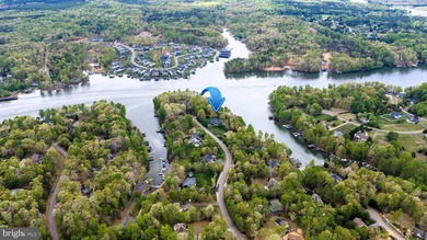 Locate the Virtual Tour link on this site to view a dedicated - photo 5