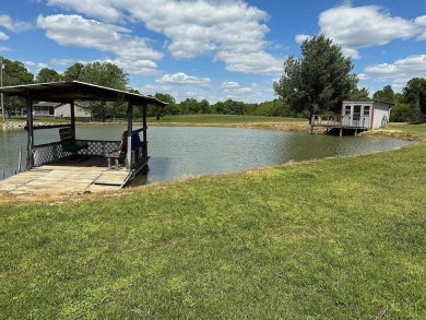 (private lake, pond, creek) Acreage For Sale in Lewisburg Kentucky