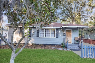 Come and see this charming picket-fenced Avondale bungalow - photo 3