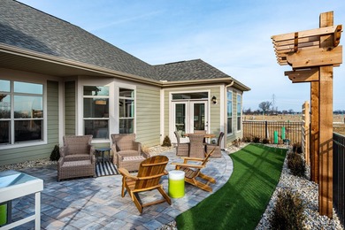 This beautifully designed Palazzo offers the perfect blend of