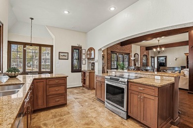 Wake up to lake views & idyllic village setting in this - photo 13