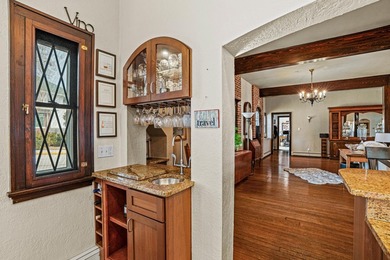 Wake up to lake views & idyllic village setting in this - photo 16