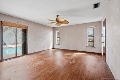 Opportunity knocks! With 2,365 SF, this 4BR, 2-bath, 2 CG pool - photo 17