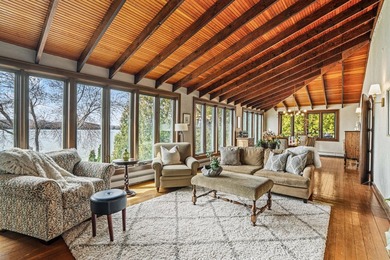 Wake up to lake views & idyllic village setting in this - photo 23
