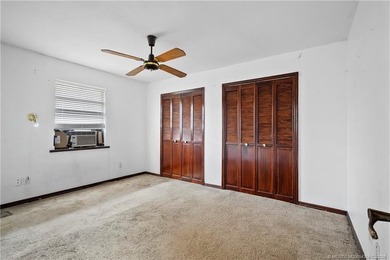 Opportunity knocks! With 2,365 SF, this 4BR, 2-bath, 2 CG pool - photo 23