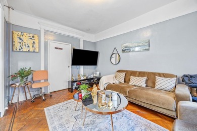 Welcome to this well-maintained single-family home in the heart - photo 5