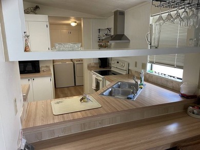 Immaculate two bedroom, two bath home with a two-car garage in - photo 8