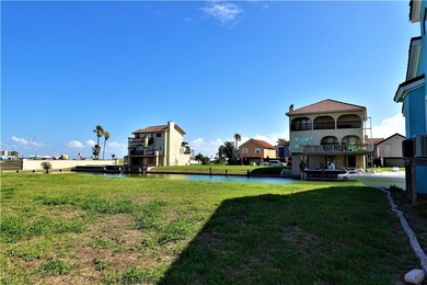 Located near the iconic Harbor Bridge, 717 Imperial Harbor - photo 4