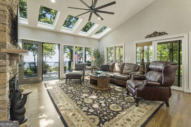 This beautiful home boasts five newly, meticulously renovated - photo 12