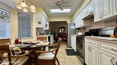 NEW ROOF INSTALLED JUNE 2026!!! BEAUTIFULLY MAINTAINED Single - photo 14