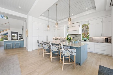 With panoramic views of Little Lake Worth and coveted East - photo 15