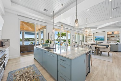 With panoramic views of Little Lake Worth and coveted East - photo 17