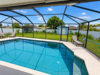 Welcome to this spacious and well-maintained 4-bedroom, 2-bath - photo 5