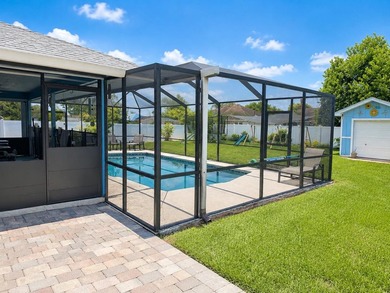 Welcome to this spacious and well-maintained 4-bedroom, 2-bath - photo 6