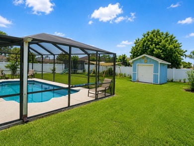Welcome to this spacious and well-maintained 4-bedroom, 2-bath - photo 7
