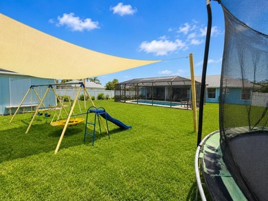 Welcome to this spacious and well-maintained 4-bedroom, 2-bath - photo 8