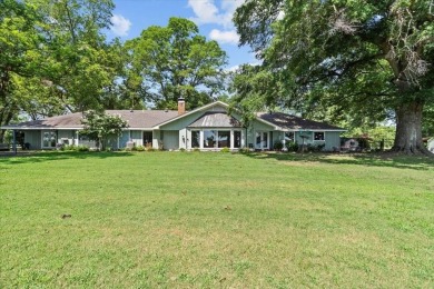 Lake Home For Sale in Hughes, Arkansas