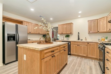 Nestled on a scenic half-acre riverfront lot in Pecan Plantation - photo 11