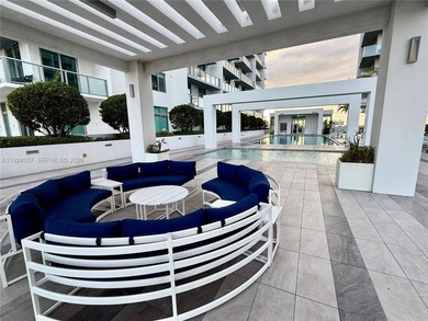 Modern condo near Miami Design District! Spacious 1 bed / 1 bath