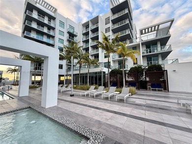 Modern condo near Miami Design District! Spacious 1 bed / 1 bath