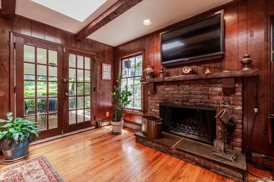 There are many reasons why the classic colonial continues to be - photo 16