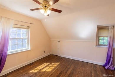 Welcome to 1481 Oxford Road in desirable Grosse Pointe Woods - photo 8