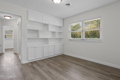 Freshly updated this 3-bedroom, 1-bath home at 148 Lafayette - photo 9