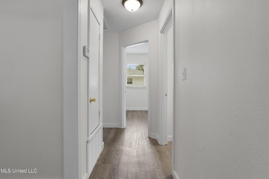 Freshly updated this 3-bedroom, 1-bath home at 148 Lafayette - photo 10
