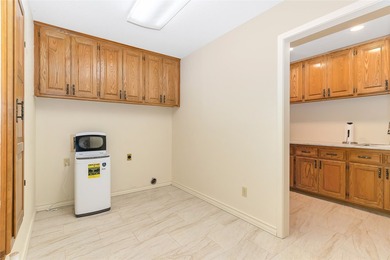 Nestled on a scenic half-acre riverfront lot in Pecan Plantation - photo 21
