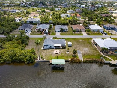 DOUBLE LOT!! SOUTH GULF COVE 2 BEDROOM, 2 BATH, 2-CAR GARAGE - photo 27