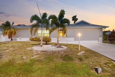 DOUBLE LOT!! SOUTH GULF COVE 2 BEDROOM, 2 BATH, 2-CAR GARAGE - photo 34
