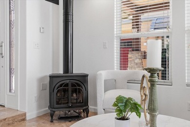 OPEN HOUSE SAT/SUN Corner END Unit with Back Yard, Located in - photo 11