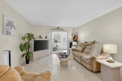 MOTIVATED SELLER - Bring all offers!! This updated 2 bed/2 bath - photo 11