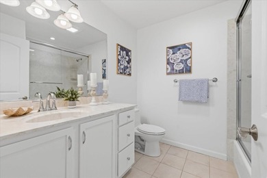 OPEN HOUSE SAT/SUN Corner END Unit with Back Yard, Located in - photo 25