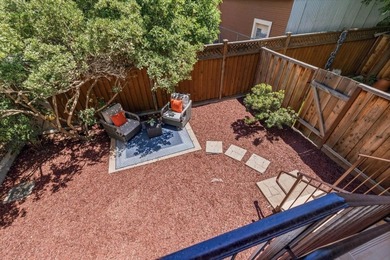 OPEN HOUSE SAT/SUN Corner END Unit with Back Yard, Located in - photo 27