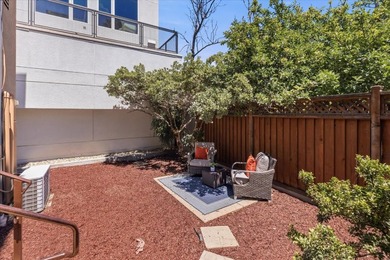 OPEN HOUSE SAT/SUN Corner END Unit with Back Yard, Located in - photo 28