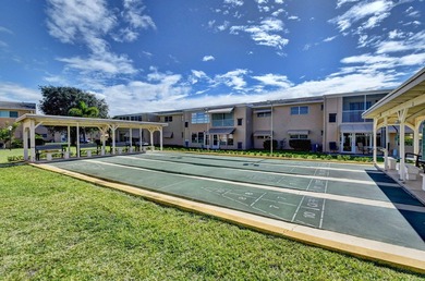 MOTIVATED SELLER - Bring all offers!! This updated 2 bed/2 bath - photo 29