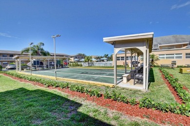 MOTIVATED SELLER - Bring all offers!! This updated 2 bed/2 bath - photo 30