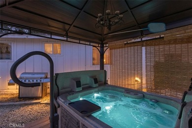 Charming Mountain Retreat with Rustic Character! This inviting - photo 3