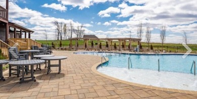 The Pointe at Dale Hollow is a beautiful gated community that - photo 7