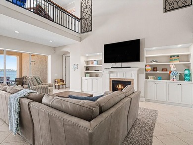 Welcome to an exceptional waterfront estate, gracefully - photo 8